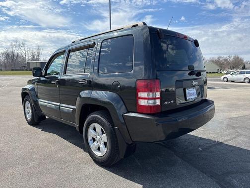 2010 Jeep Liberty Sport