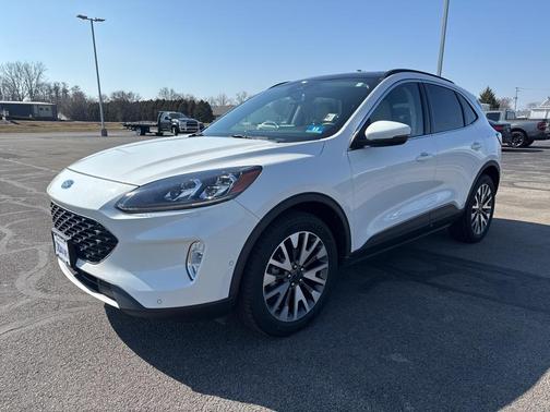 2020 Ford Escape Titanium