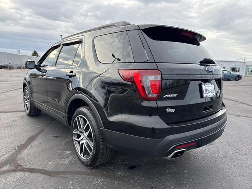 2017 Ford Explorer sport