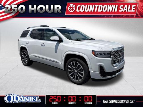 White Frost Tricoat 2020 GMC Acadia Denali