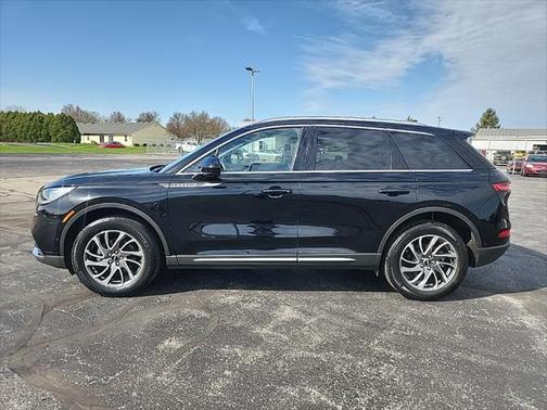 2022 Lincoln Corsair Standard
