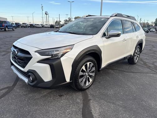 2025 Subaru Outback Touring XT