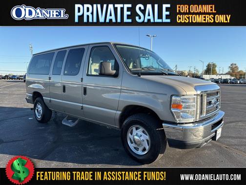 2012 Ford E350 Super Duty XLT