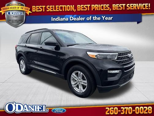 Black Metallic 2024 Ford Explorer XLT