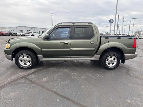 2001 Ford Explorer Sport Trac Base