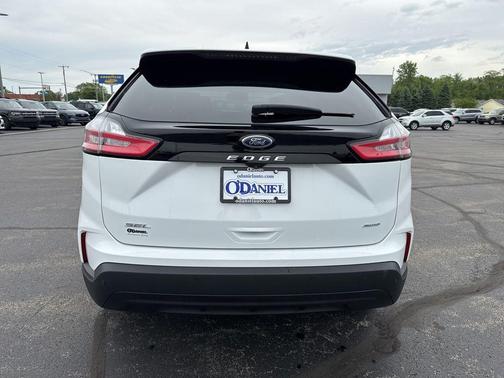 Oxford White 2023 Ford Edge SEL