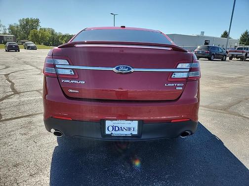 2019 Ford Taurus Limited