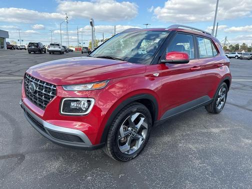 2023 Hyundai VENUE Limited