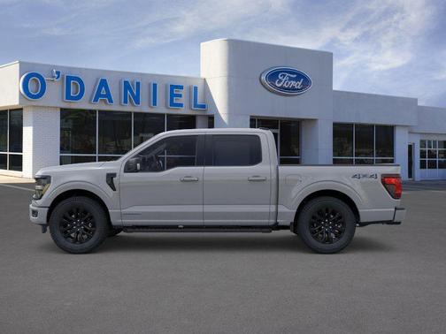 Avalanche 2026 Ford F-150 XLT