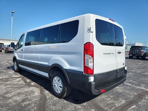 2022 Ford Transit-350 XLT