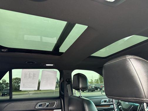 Shadow Black 2016 Ford Explorer Limited