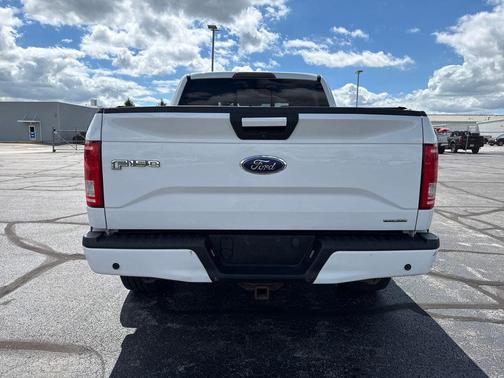 Oxford White 2016 Ford F-150 XLT
