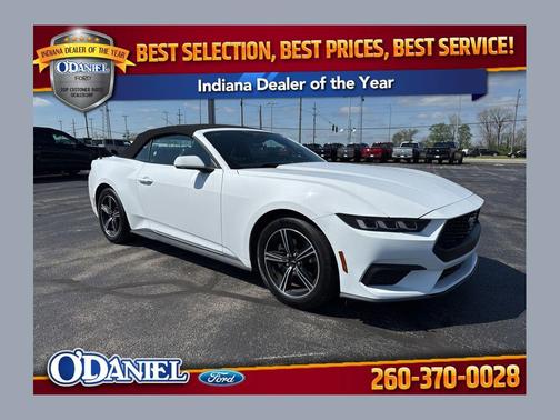 Oxford White 2025 Ford Mustang EcoBoost Premium