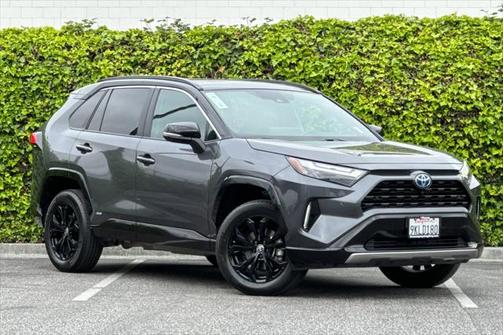 2024 Toyota RAV4 Hybrid SE