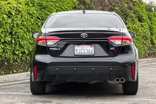 Midnight Black 2024 Toyota Corolla SE