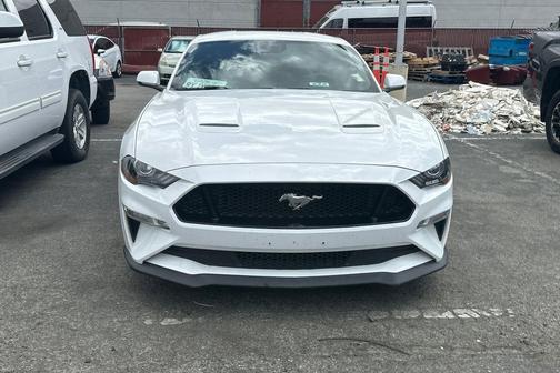 Oxford White 2019 Ford Mustang GT Premium
