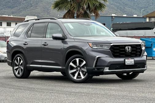 2023 Honda Pilot AWD Elite