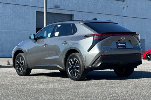 2026 Toyota bZ XLE Plus