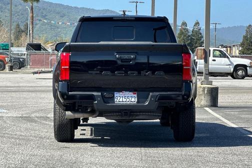 2024 Toyota Tacoma TRD Off Road