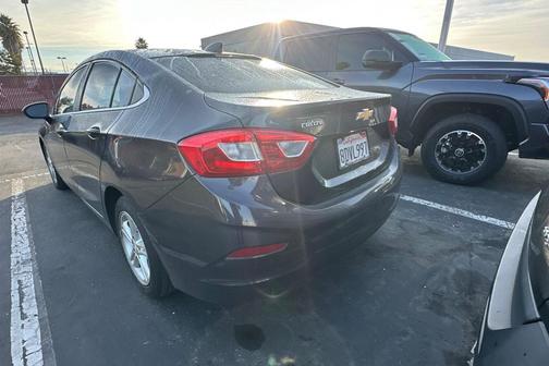 2017 Chevrolet Cruze LT