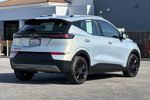 2023 Chevrolet Bolt EUV FWD LT
