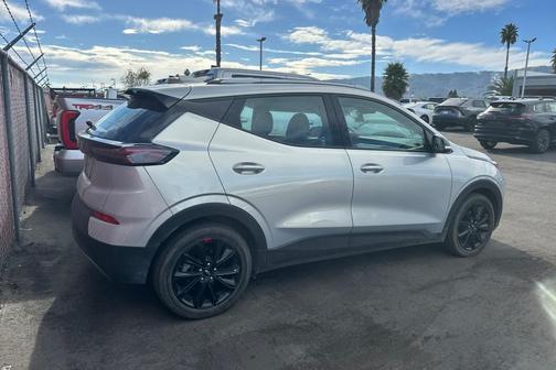 2023 Chevrolet Bolt EUV FWD LT