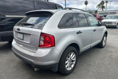 Ingot Silver 2013 Ford Edge SE