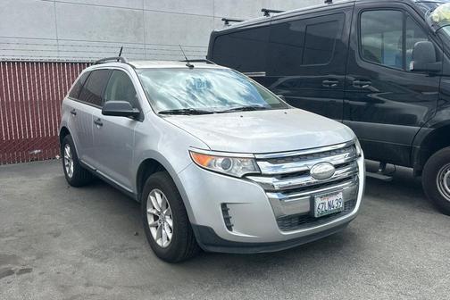Ingot Silver 2013 Ford Edge SE