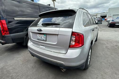 Ingot Silver 2013 Ford Edge SE