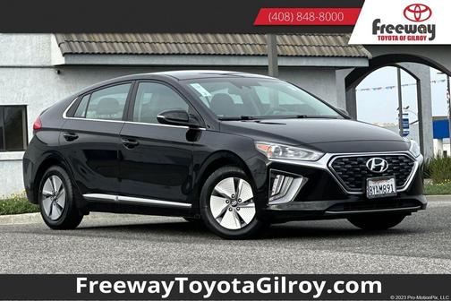 2022 Hyundai IONIQ Hybrid SE