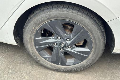 Quartz 2021 Hyundai ELANTRA SEL