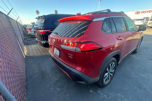 2024 Toyota Corolla Cross XLE