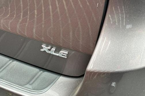 2020 Toyota Sienna XLE