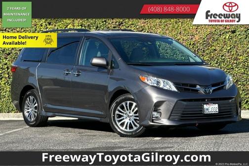 2020 Toyota Sienna XLE