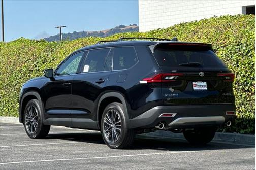 2025 Toyota Grand Highlander Hybrid Limited MAX