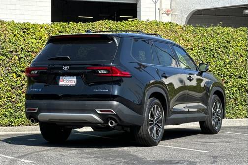 2025 Toyota Grand Highlander Hybrid Limited MAX