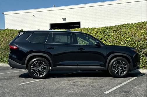 2025 Toyota Grand Highlander Hybrid Limited MAX