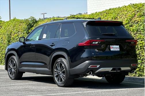 2025 Toyota Grand Highlander Hybrid Limited MAX