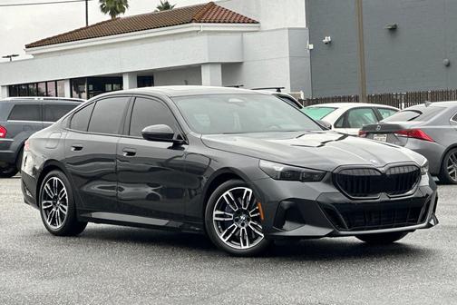 2024 BMW 540 i xDrive