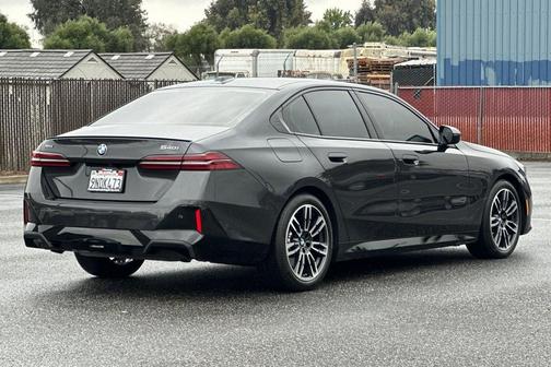 2024 BMW 540 i xDrive