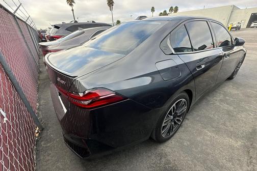 2024 BMW 540 i xDrive
