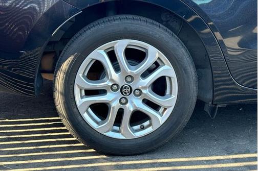 2017 Toyota Yaris iA Base