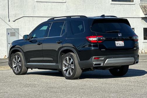 2025 Honda Pilot Elite
