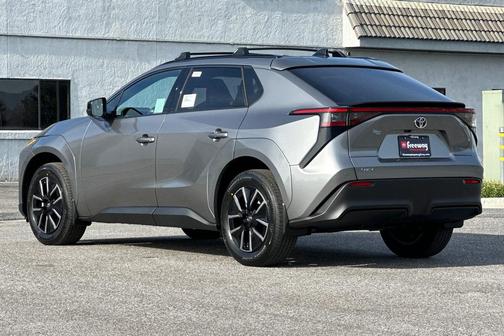 2026 Toyota bZ XLE Plus