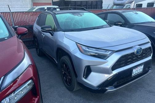 2023 Toyota RAV4 Hybrid SE