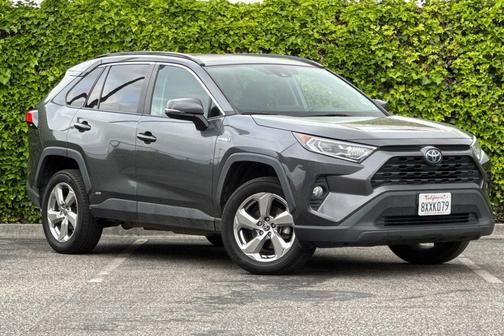 Magnetic Gray Metallic 2021 Toyota RAV4 Hybrid XLE Premium