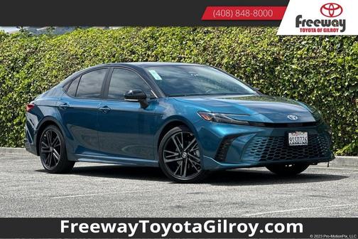 Ocean Gem/Midnight Black Metallic 2025 Toyota Camry XSE