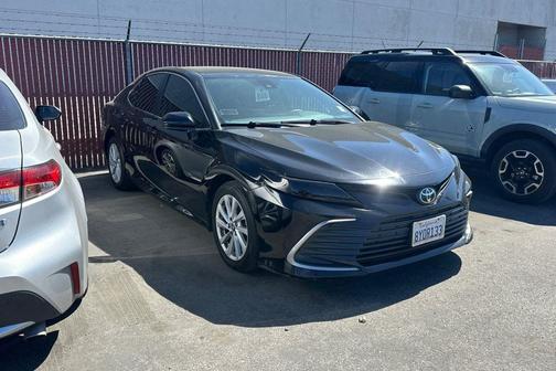 Midnight Black Metallic 2022 Toyota Camry LE