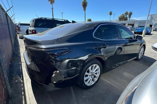 Midnight Black Metallic 2022 Toyota Camry LE