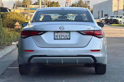 Brilliant Silver Metallic 2023 Nissan Sentra SV